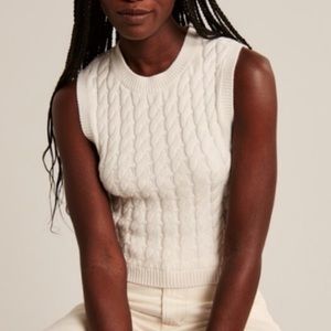 Slim Cropped Crew Sweater Vest xxs